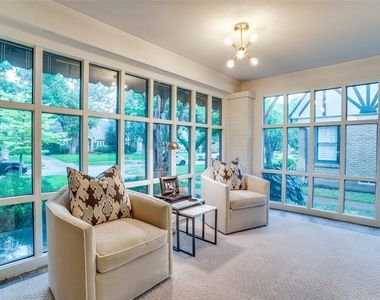 5422 Merrimac Avenue - Photo Thumbnail 2