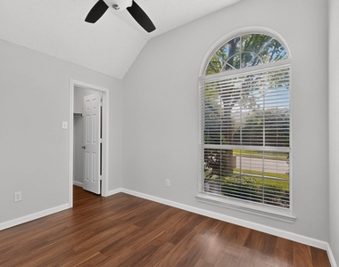 304 Belvedere Drive - Photo Thumbnail 23