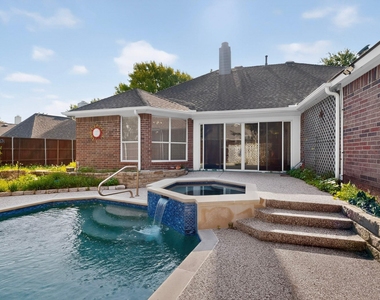 304 Belvedere Drive - Photo Thumbnail 31