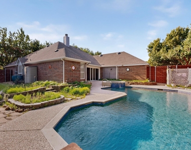 304 Belvedere Drive - Photo Thumbnail 33