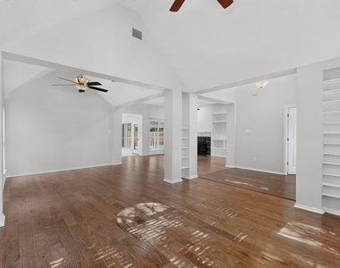 304 Belvedere Drive - Photo Thumbnail 4