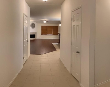 1604 Desperado Road - Photo Thumbnail 2