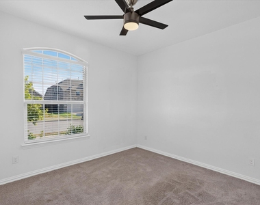 1222 Smoketree Lane - Photo Thumbnail 20