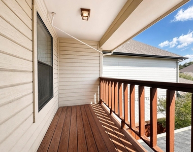 6024 Longley Court - Photo Thumbnail 9