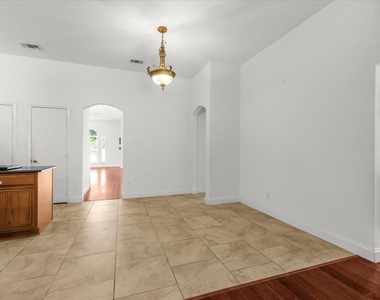 1139 Baja Drive - Photo Thumbnail 12