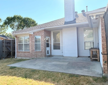 807 Aylesbury Drive - Photo Thumbnail 13
