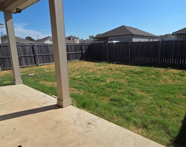 4007 Wellington Street - Photo Thumbnail 14