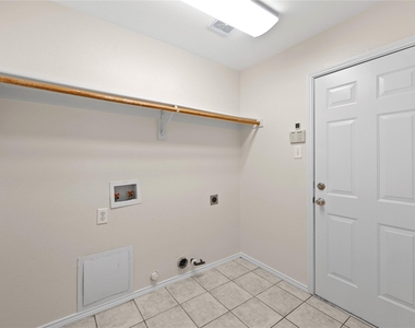 2120 Crestlake Drive - Photo Thumbnail 12