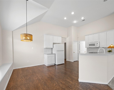 2120 Crestlake Drive - Photo Thumbnail 5