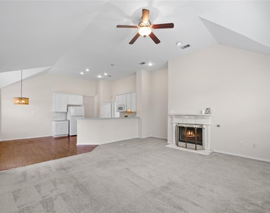 2120 Crestlake Drive - Photo Thumbnail 2