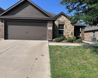 2495 Monty Street - Photo Thumbnail 6