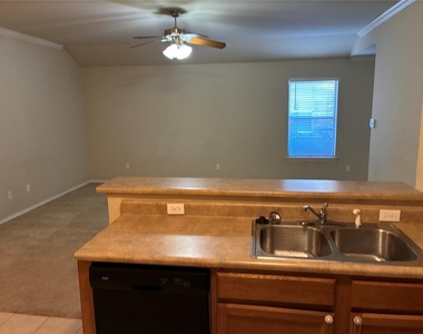 11011 Sw 5th Street - Photo Thumbnail 3