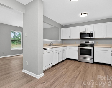 7348 Mitzi Deborah Lane - Photo Thumbnail 10