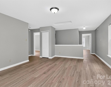 7348 Mitzi Deborah Lane - Photo Thumbnail 31