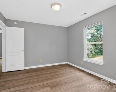 7348 Mitzi Deborah Lane - Photo Thumbnail 33