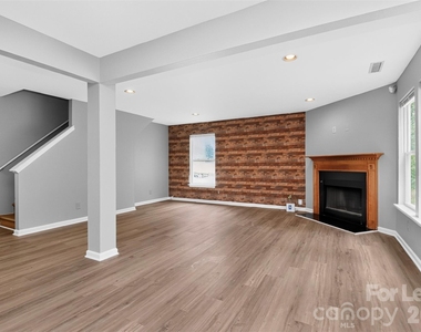 7348 Mitzi Deborah Lane - Photo Thumbnail 23