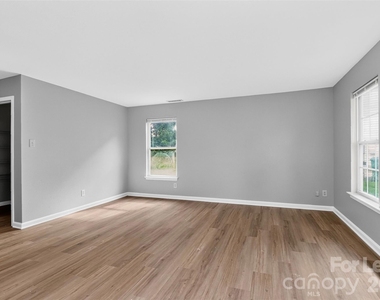 7348 Mitzi Deborah Lane - Photo Thumbnail 5