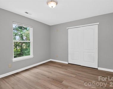 7348 Mitzi Deborah Lane - Photo Thumbnail 32