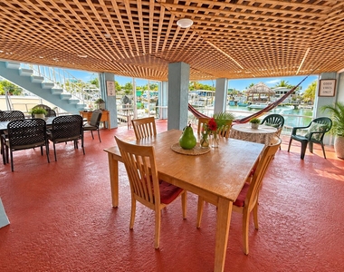 932 Tropical Lane - Photo Thumbnail 24