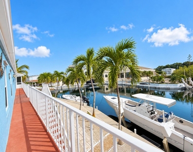 932 Tropical Lane - Photo Thumbnail 21