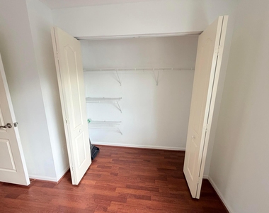 5738 Nw 48th Avenue - Photo Thumbnail 18