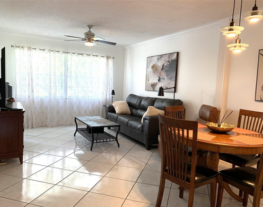 5003 Nw 35th Street - Photo Thumbnail 2