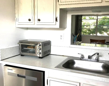 5003 Nw 35th Street - Photo Thumbnail 5
