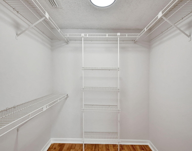 6550 Somerset Drive - Photo Thumbnail 20