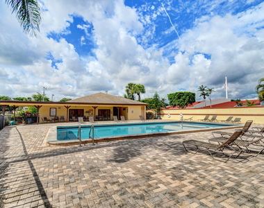 6550 Somerset Drive - Photo Thumbnail 34