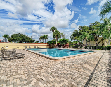 6550 Somerset Drive - Photo Thumbnail 33