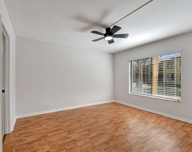 6550 Somerset Drive - Photo Thumbnail 17