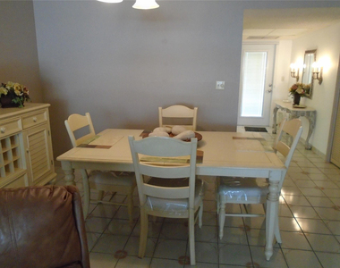 3165 Ne 48th Court - Photo Thumbnail 5