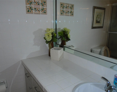 3165 Ne 48th Court - Photo Thumbnail 21