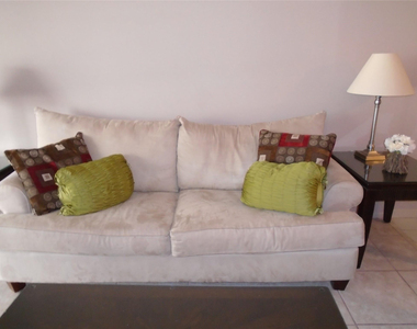 3165 Ne 48th Court - Photo Thumbnail 8