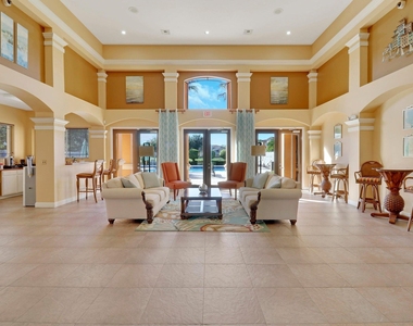 241 Sw Palm Drive - Photo Thumbnail 17