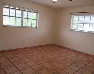 3720 Harrison Street - Photo Thumbnail 4