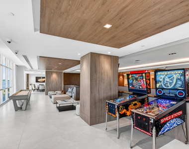 220 Lake Shore Drive - Photo Thumbnail 66