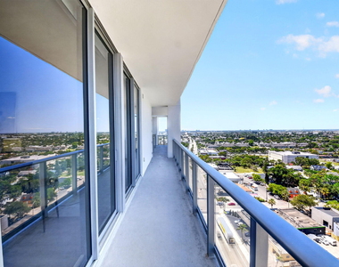 220 Lake Shore Drive - Photo Thumbnail 37