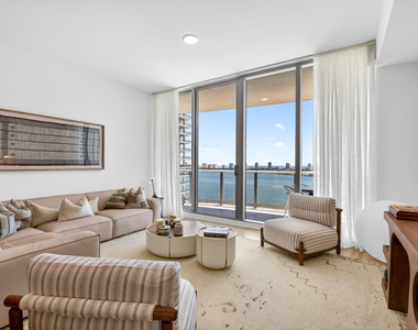 220 Lake Shore Drive - Photo Thumbnail 12