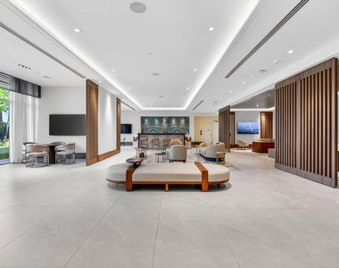 220 Lake Shore Drive - Photo Thumbnail 45