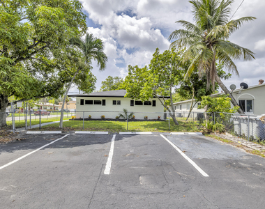 800-802 Sw 6th Court - Photo Thumbnail 11
