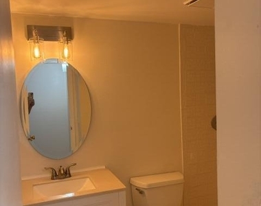 6 Abbey Lane - Photo Thumbnail 4
