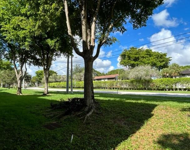 9351 Lime Bay Boulevard - Photo Thumbnail 2
