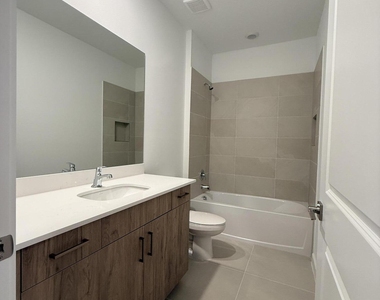 151 Lakeside Landing Court - Photo Thumbnail 17