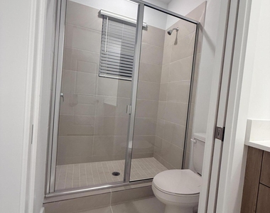 151 Lakeside Landing Court - Photo Thumbnail 12