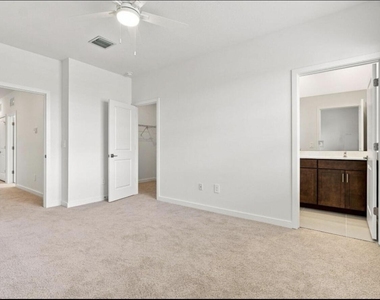 151 Lakeside Landing Court - Photo Thumbnail 10