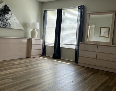 12002 Poinciana Boulevard - Photo Thumbnail 11