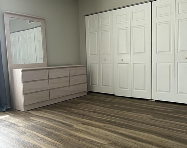12002 Poinciana Boulevard - Photo Thumbnail 12