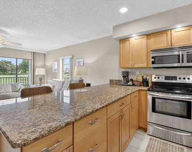 451 Greensward Lane - Photo Thumbnail 4