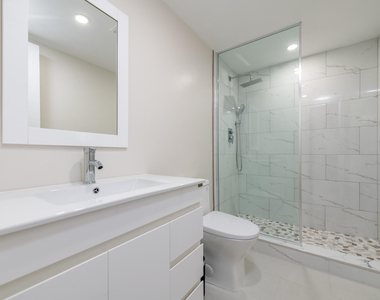 2731 Ne 14th St Street - Photo Thumbnail 13